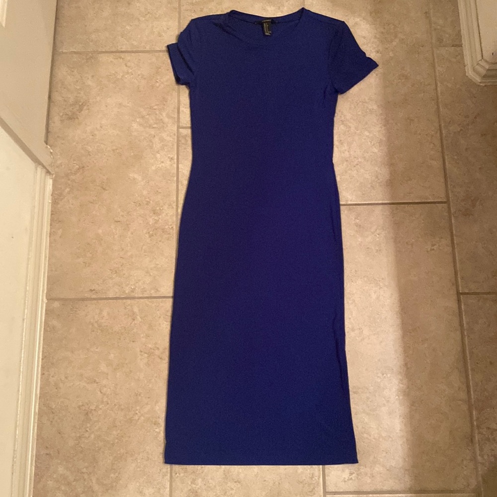 Navy blue dress with skirt in the back